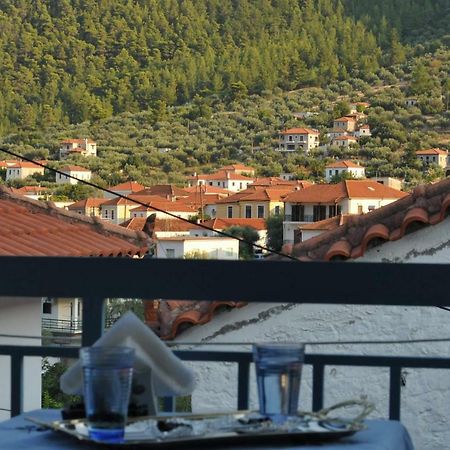 Small House For Holidays Leonídion Exterior foto